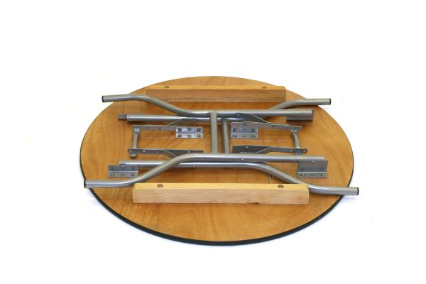 3ft round tables