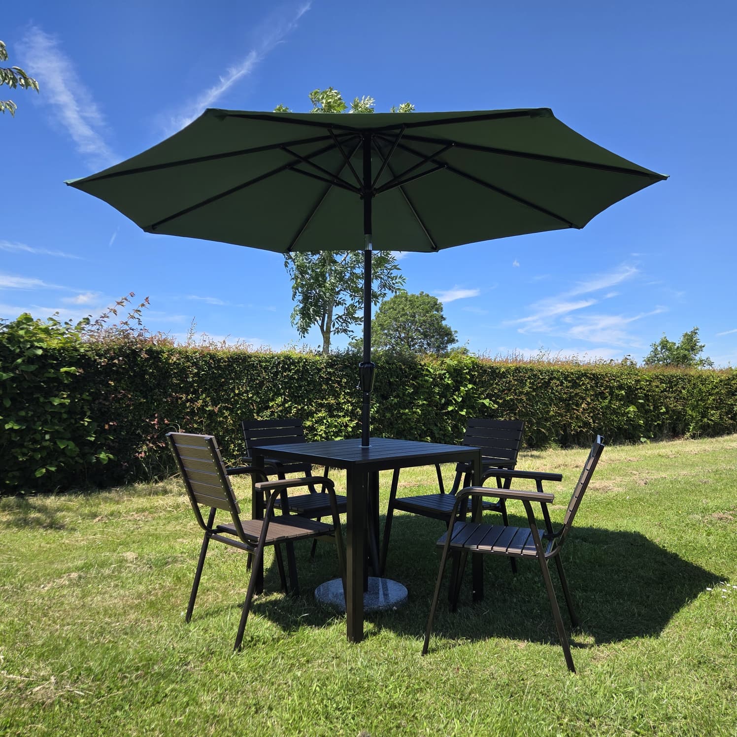 Green Garden Parasol - Patio Umbrella Green Garden Parasol - Patio Umbrella