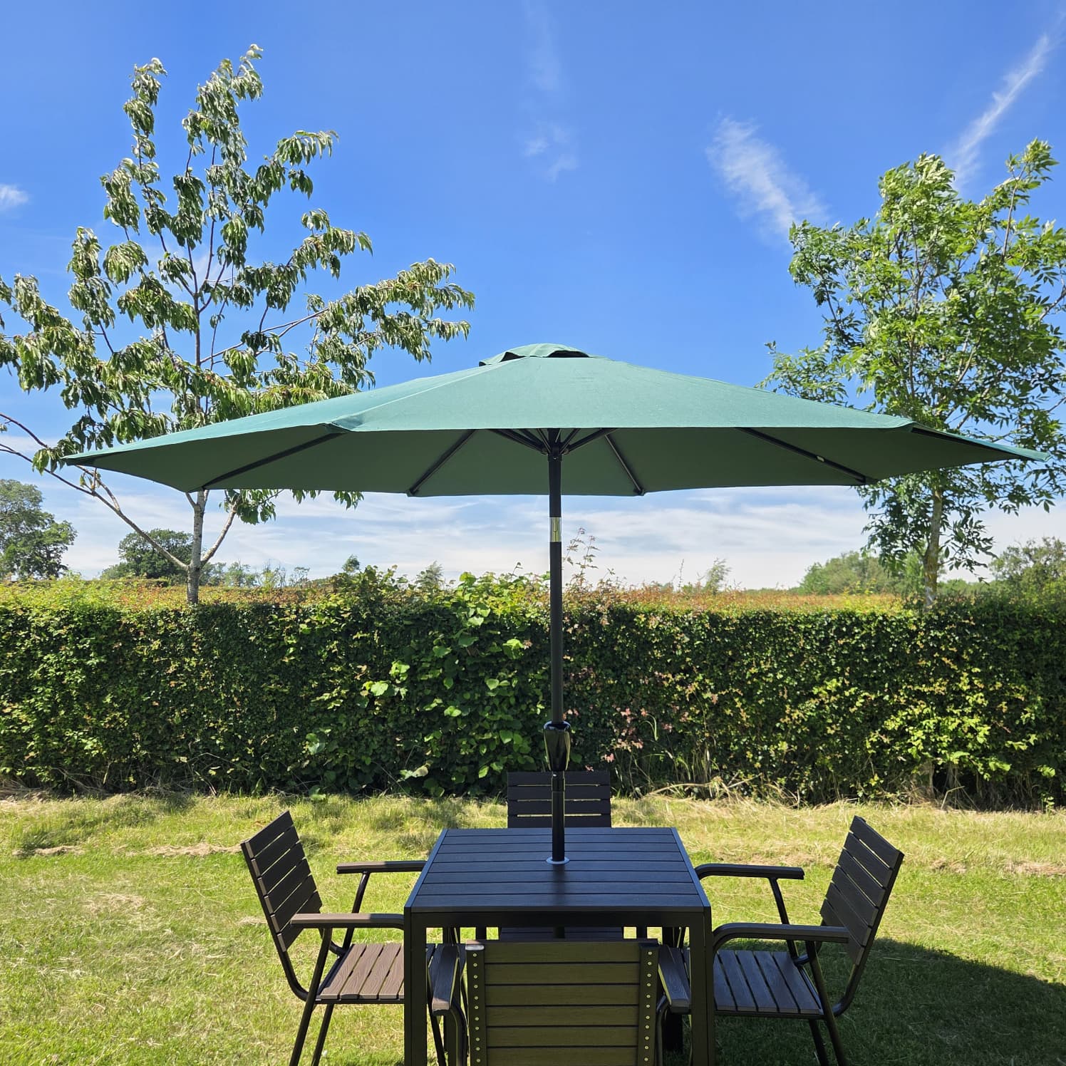 Green Garden Parasol - Patio Umbrella Green Garden Parasol - Patio Umbrella