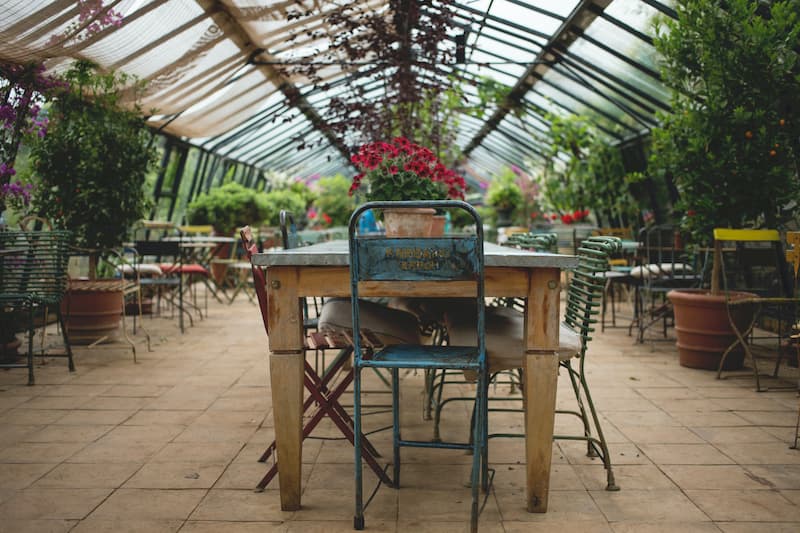 How to Clean Green Algae Off Garden Furniture - BE Furniture Sales