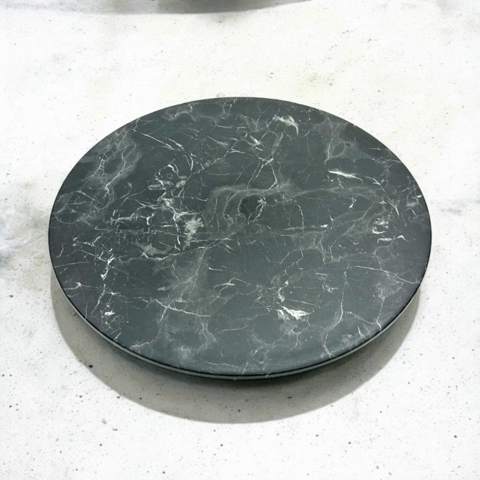 Alcantara Black Isotop